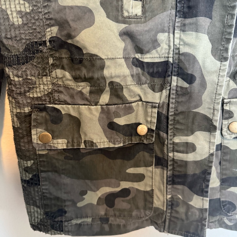 Love Tree Green Camouflage Utility Jacket - Picture 3 of 11